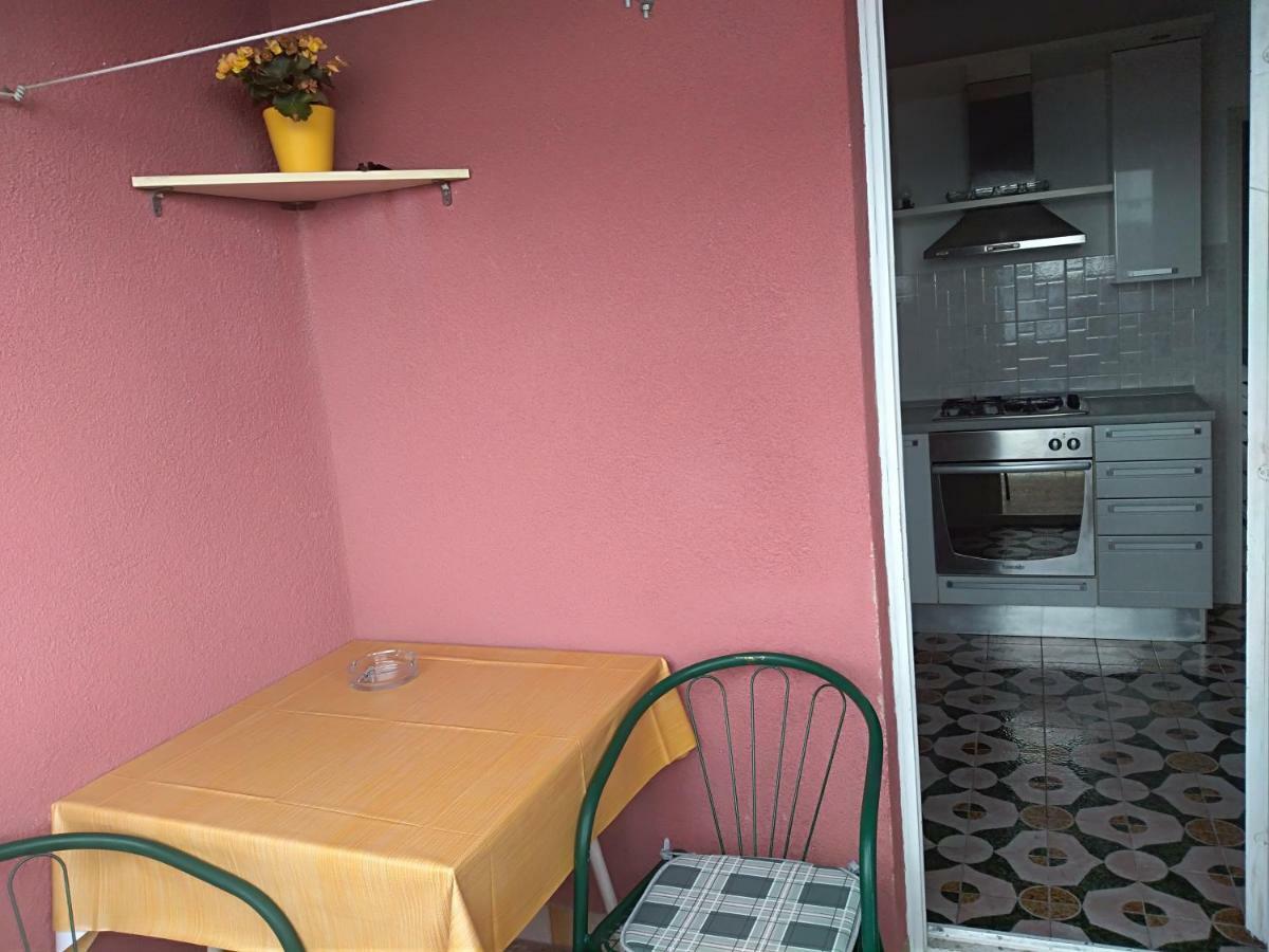 Apartments Pericic Подстрана Экстерьер фото
