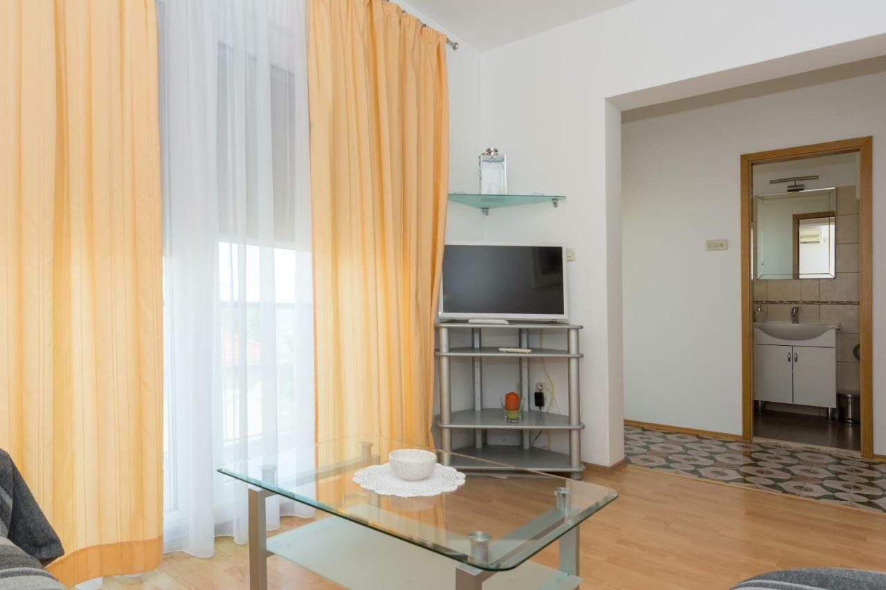 Apartments Pericic Подстрана Экстерьер фото
