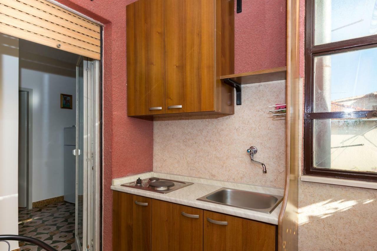 Apartments Pericic Подстрана Экстерьер фото